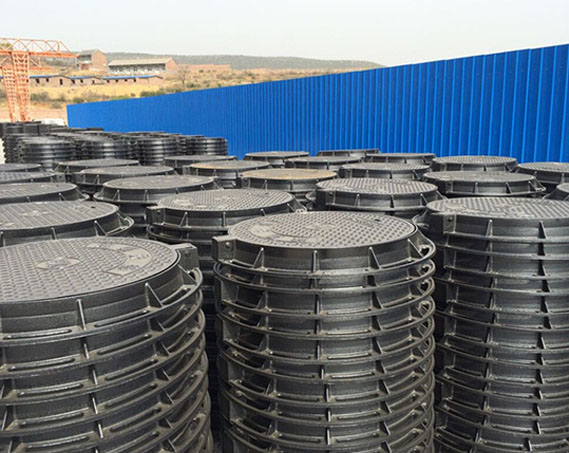 Ductile iron manhole cover